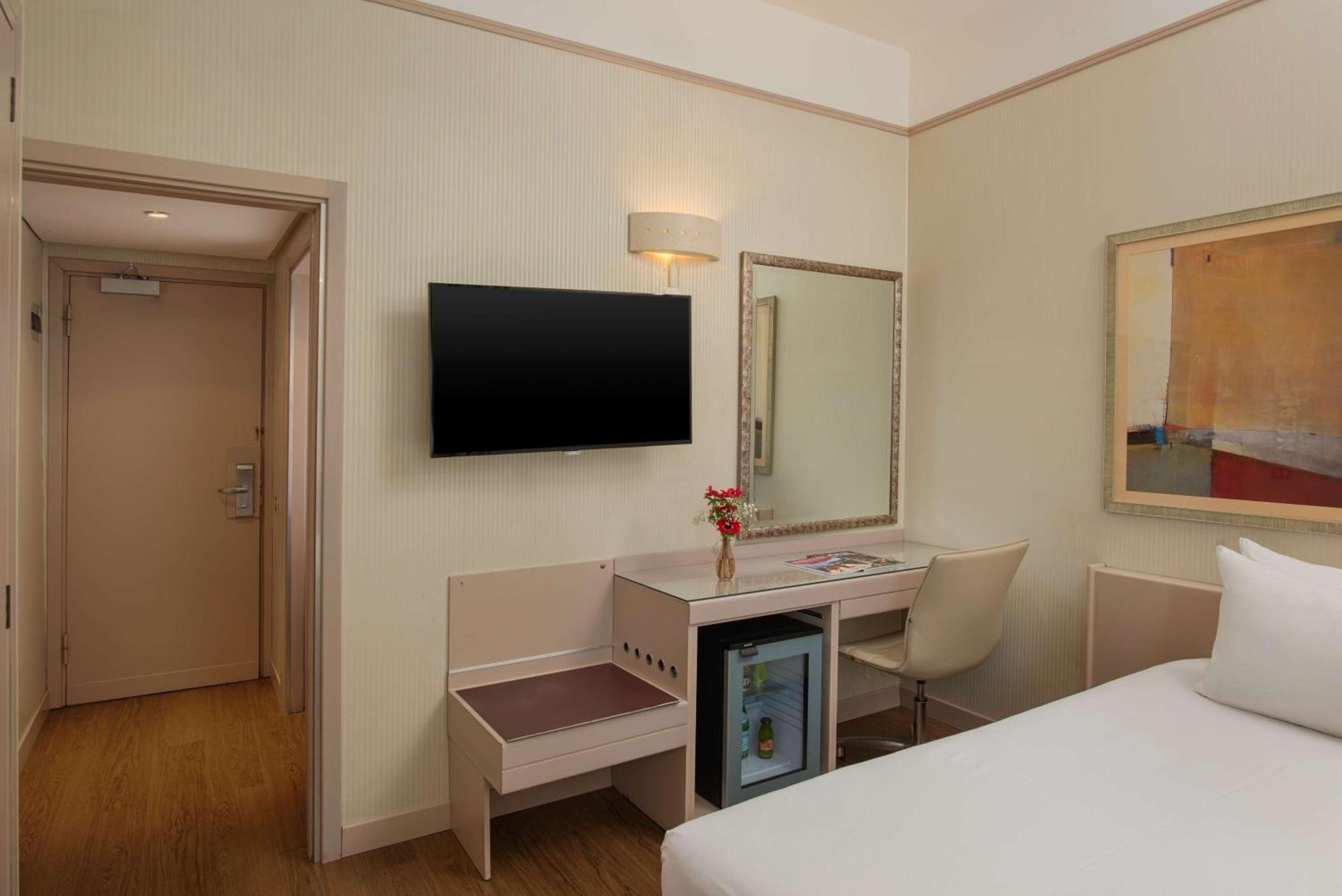 Nh Pisa Hotel Ngoại thất bức ảnh