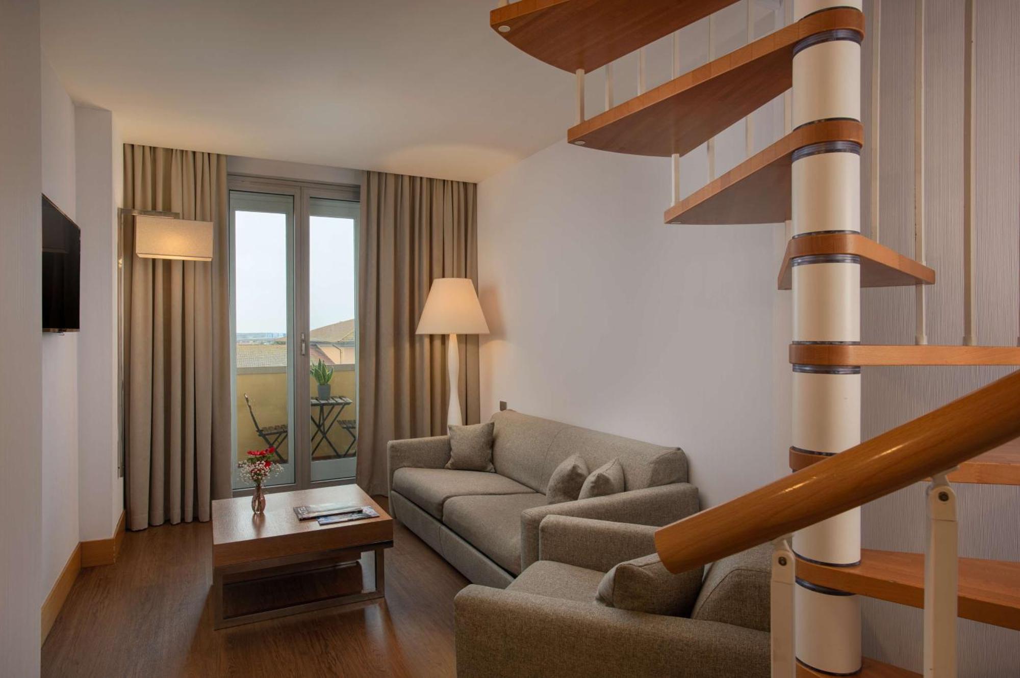 Nh Pisa Hotel Ngoại thất bức ảnh
