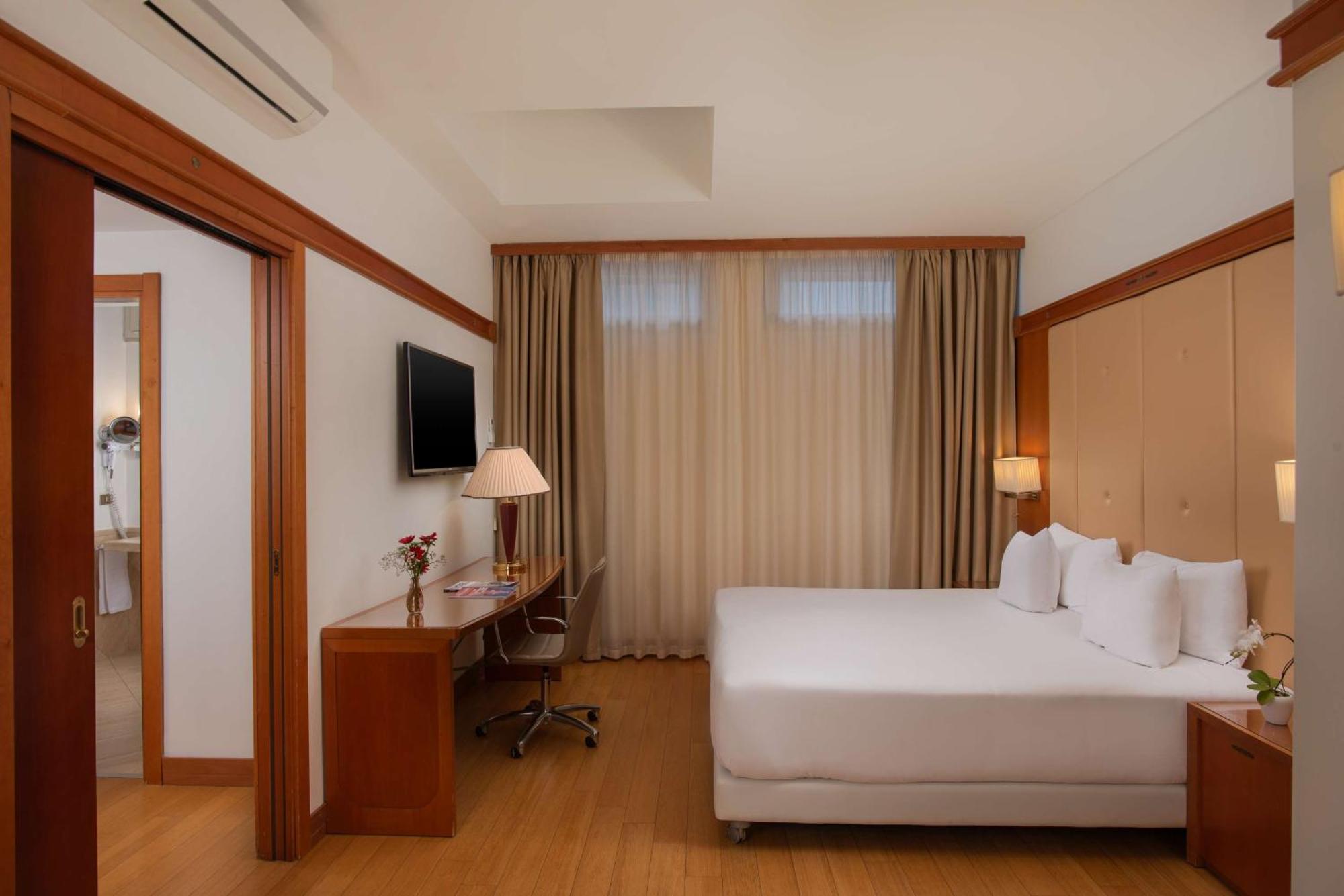 Nh Pisa Hotel Ngoại thất bức ảnh