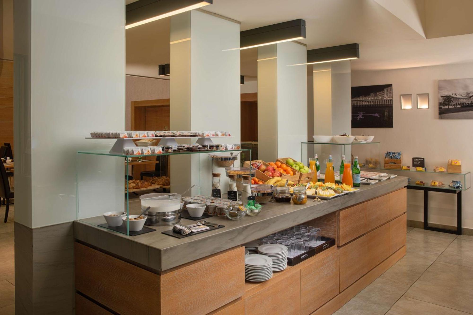 Nh Pisa Hotel Ngoại thất bức ảnh