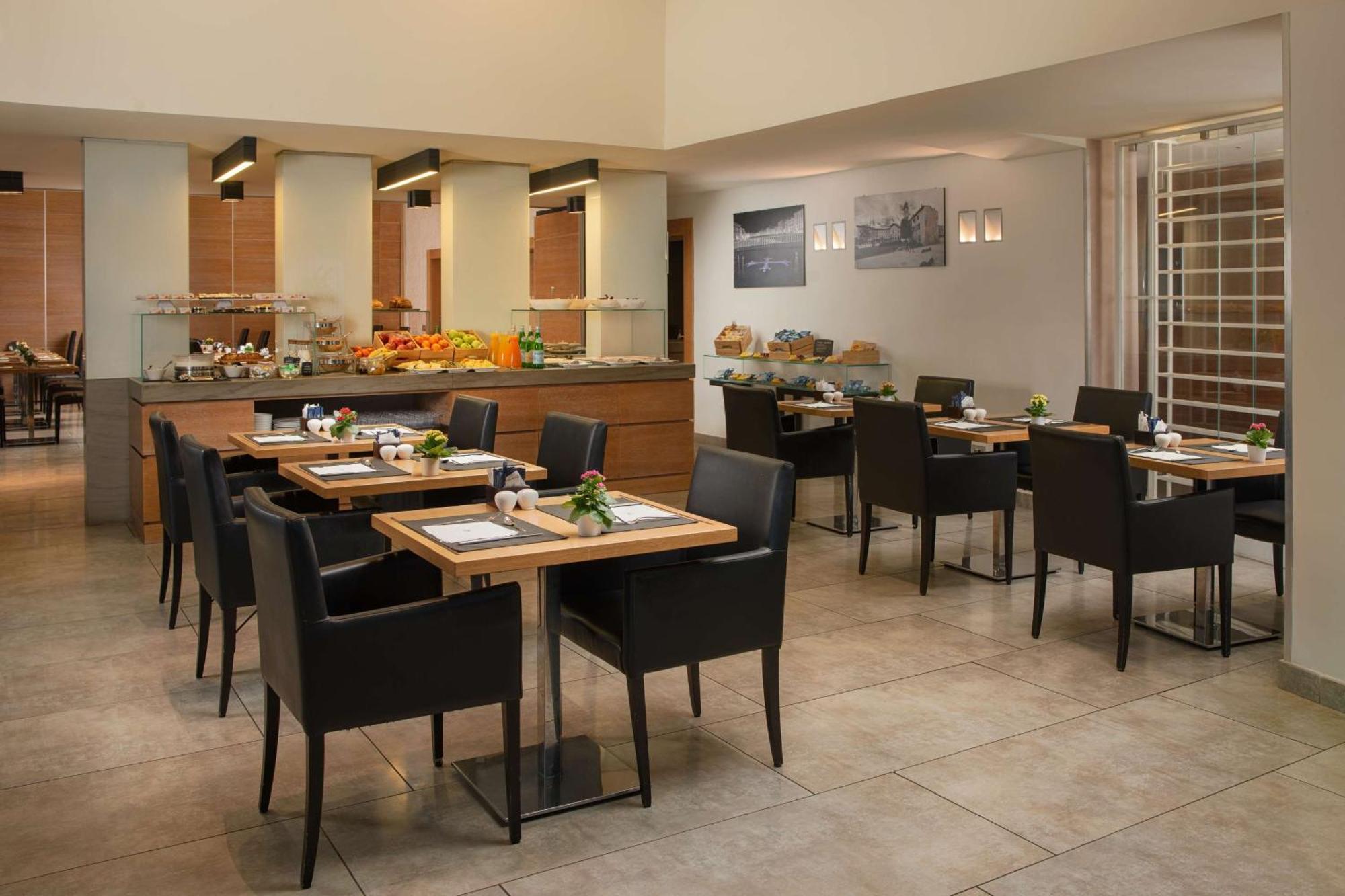 Nh Pisa Hotel Ngoại thất bức ảnh